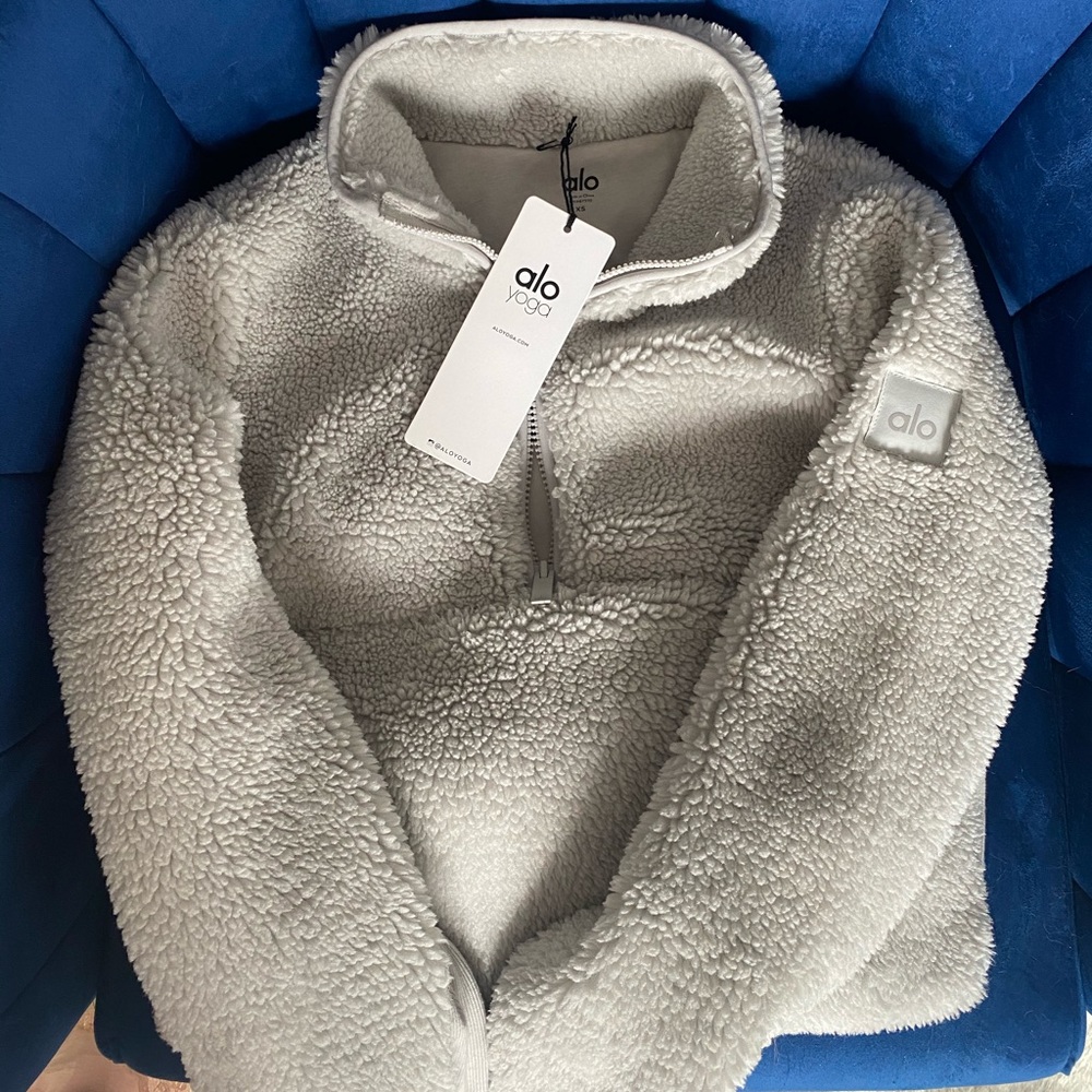 Alo Yoga Shanti Half Zip Sherpa, NWT, XS, Grey